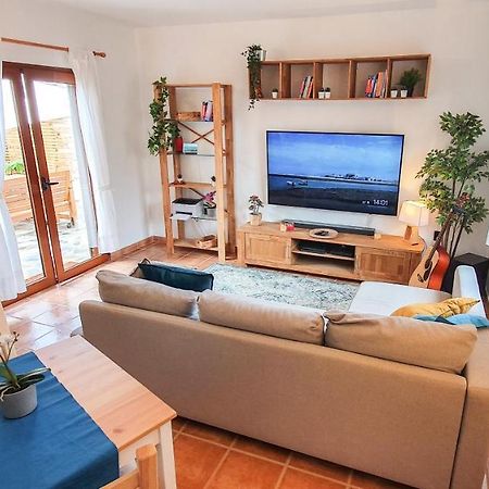 Oasis Desert - Holiday Home With Pool & Garden Near Corralejo And Lajares Kültér fotó